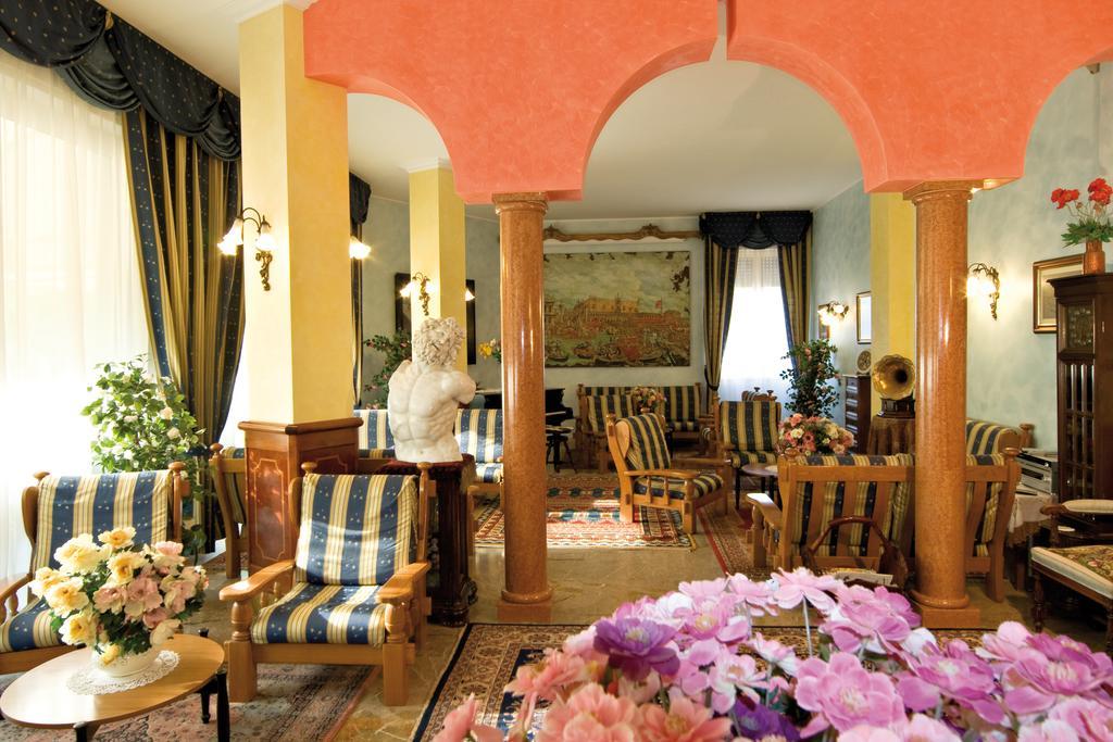 Hotel Napoleon Lido di Jesolo Eksteriør billede