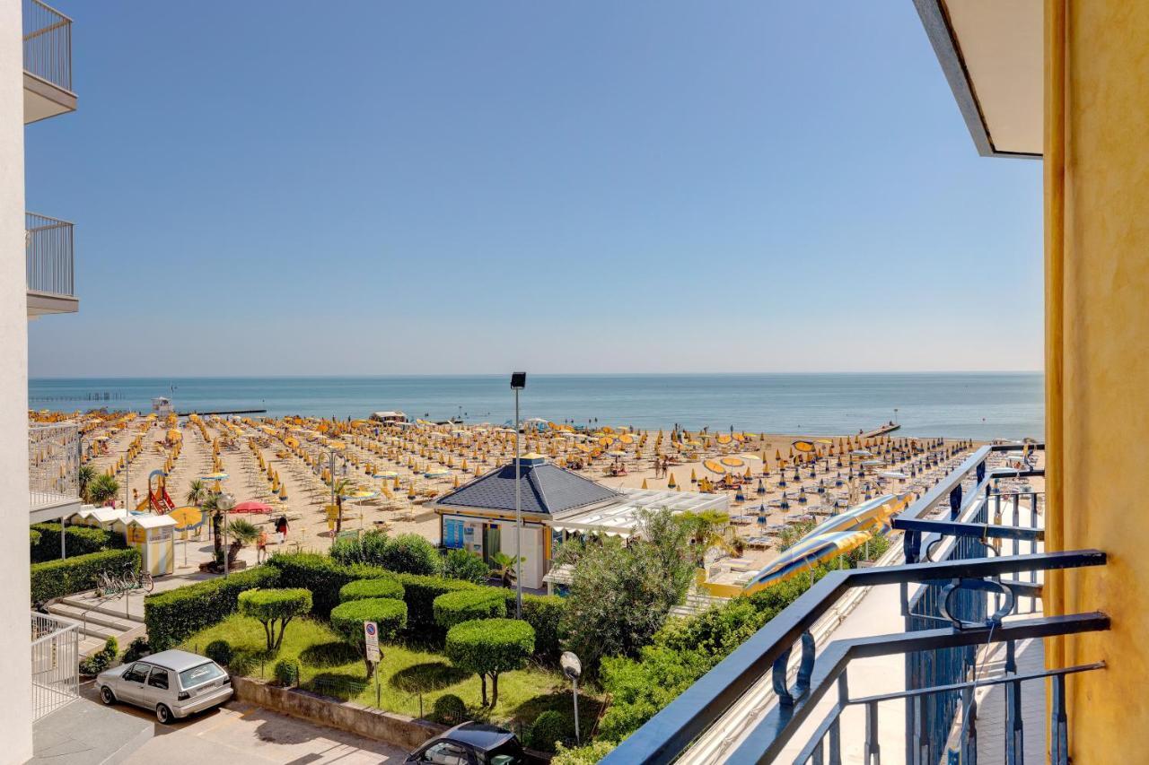 Hotel Napoleon Lido di Jesolo Eksteriør billede